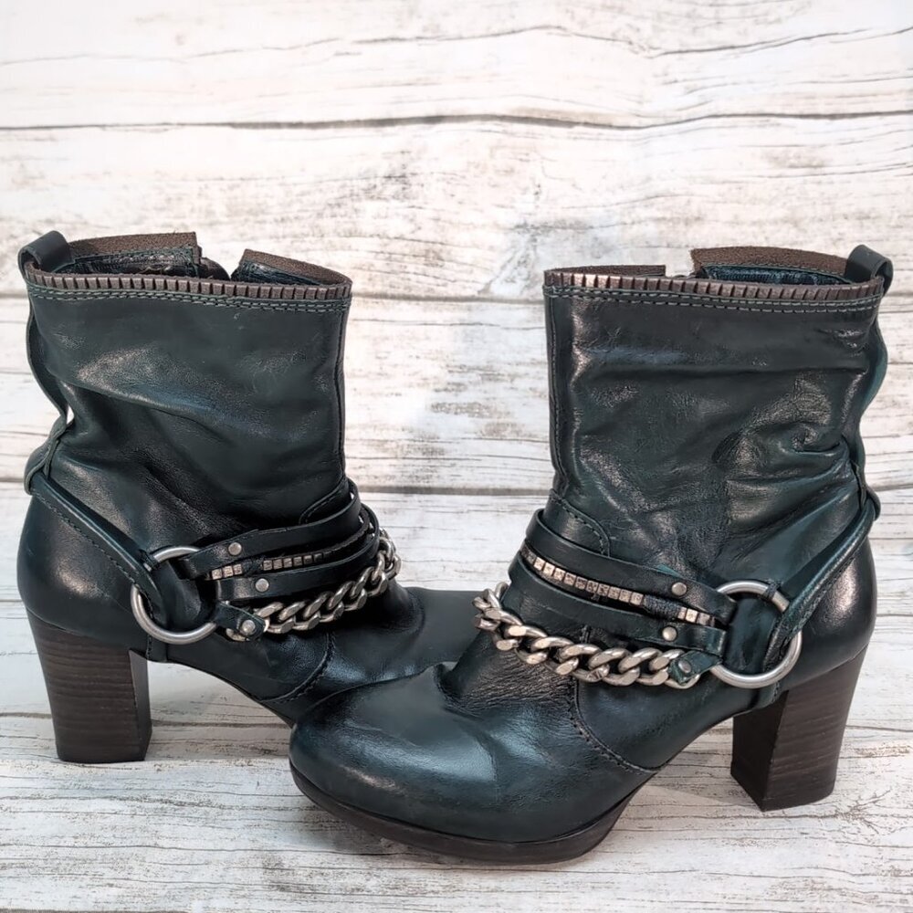 Mjus Dark Green Leather Ankle Boots Chain and Leather Harness Moto Biker Size 37